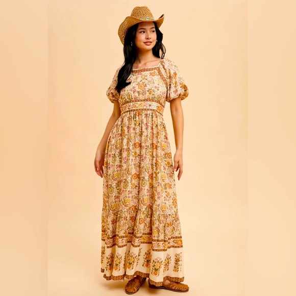 Dresses & Skirts - Elegant Boho hippie Blue Print Maxi dress